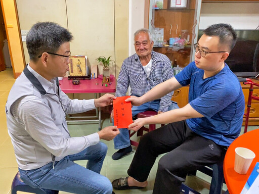 陸軍士官車禍意外受傷 台東軍服站關懷送暖