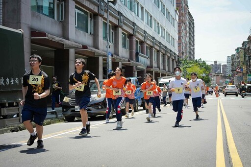 南山中學連續14年響應飢餓三十 548人體驗飢餓、1483人齊跑為愛募款