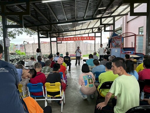南投縣府關懷機構院民 端午送暖傳遞溫情與祝福