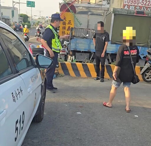 男子癩癇疾病發作路倒 朴子警即時通知家人協助返家