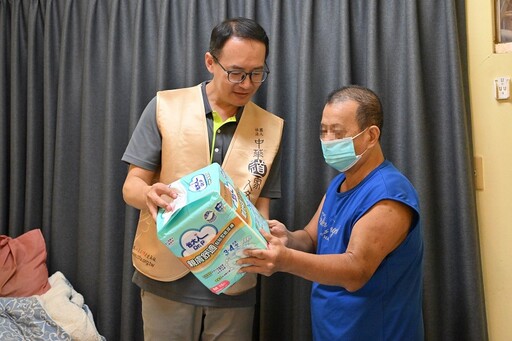 道家人文協會宜蘭捐助弱勢家戶 188件家電、寢具與民生用品送暖度難關