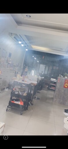 嚇爆！粉塵機突爆炸！美甲店陷濃煙混亂