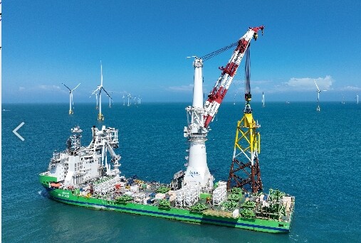 台船環海提前交付1GW 完成海龍離岸風場73座套管式水下基礎安裝