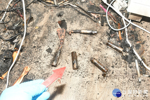 鋰電池短路惹禍 電動磨甲器爆炸延燒周圍物品險釀大災