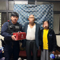 6旬男倒地三重警實施CPR 警民合作從鬼門關拉回