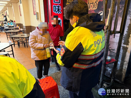 暖警助迷途老婦團圓、緊急開道送醫 保障民眾平安