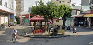 土地公廟前聚賭 遭警一鍋端