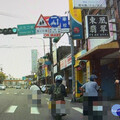 想逃天涯先犁個田 通緝犯逃逸翻車秒被逮