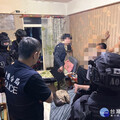 改槍工廠藏毒窟 桃檢聯手中壢警強襲破獲重兵火
