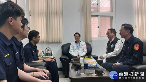 嫌犯丟失主皮夾進草叢 桃警翻遍找回珍貴回憶