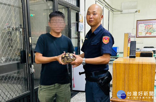 民眾飼養陸龜離家出走 油車警調監視器尋回
