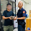 民眾飼養陸龜離家出走 油車警調監視器尋回