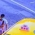 男竊嫌偷法器「鯊魚劍」變賣 水上警逮女共犯