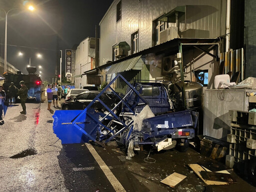 漢光演習夜訓釀車禍 4部民車受損幸無人傷