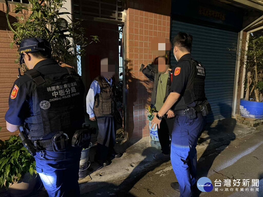 95歲老翁夜間迷途超商 中壢警暖心護送回家