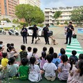 萬聖節將至! ｜警現身幼兒園大玩鬼抓人