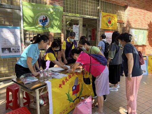 健康法律命理一站式服務｜板橋中醫義診活動溫馨登場