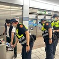 「世」間英雄聚一堂「壯」心不老志飛揚「運」途平安捷警扛 全面防備