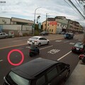 婦人馬路驚見「鈔票捆」警鍥而不捨3天尋回失主