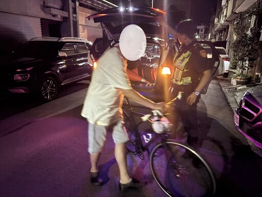 爛醉牽車險象環生!熱心警護送老闆人車平安返家