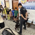 小小萌警暑期出動！ 石城國小學童參訪派出所「體驗一日警察」