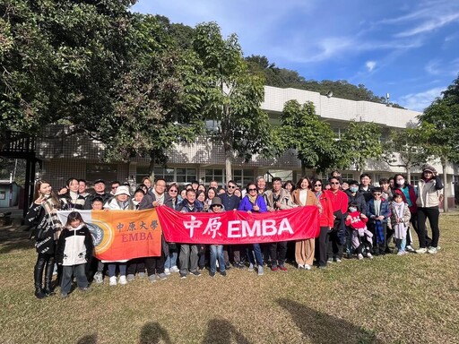 中原大學EMBA首度出征戈壁挑戰賽 展現「不放棄」團隊精神