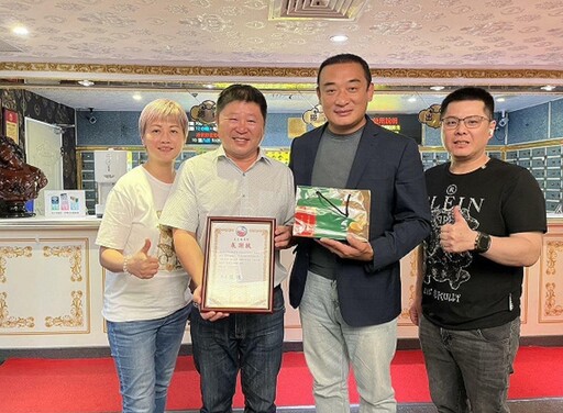 患難見真情！威震愛心發展協會急援花蓮光復水患 吳明達理事長身陷低谷仍逆境中送暖