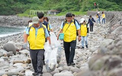 響應國家海洋日 環保局動員上龜山島護海淨灘
