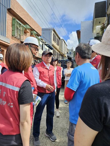 颱風重創北海岸 新北瑞芳阿美家園恢復單向通車 侯友宜慰問瑞芳原住民居民