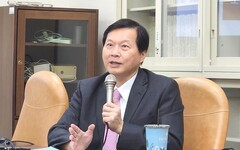 長榮大學博士班聘請藝群集團王正坤醫師授課分享美國碼頭工人罷工因應對策