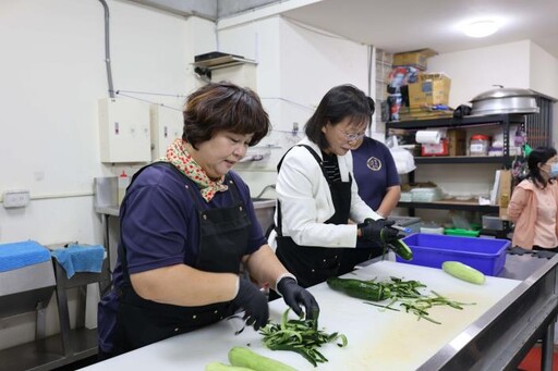 雲林縣銀髮人才服務據點歡慶兩周年 打造青銀共好職場