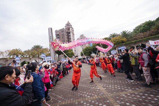 桃園市13區同步元旦升旗 桃園區找16族原住民領唱