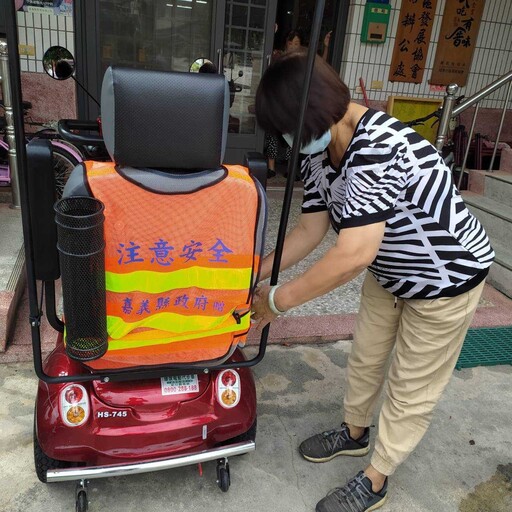 使用電動代步車要注意 保障長輩出行安全