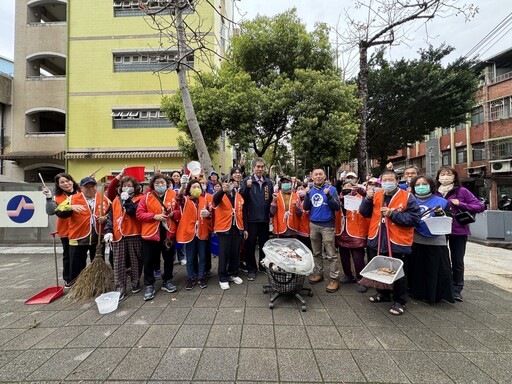 迎接地球日 新北環保局與慈心基金會號召百人淨街