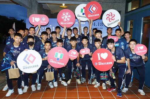 Zenith《春唱瘋台灣》到宜蘭精彩獻聲 在地三樂團同台交流取經