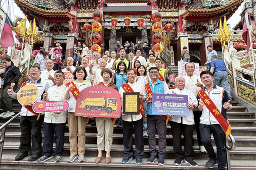 不只祝壽還做公益 義天宮媽祖誕辰捐贈垃圾車守護市容