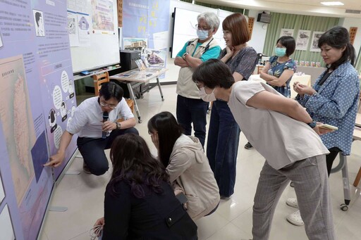 跨領域教學DIY：高雄海青工商引進檔案漫畫行動展