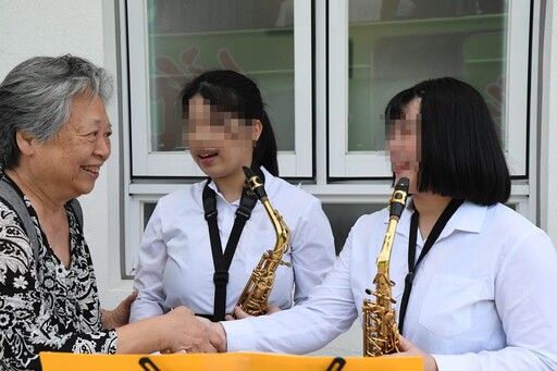 勵志中學榮獲全國「透明晶質獎」 政大會計系師生蒞校參訪交流
