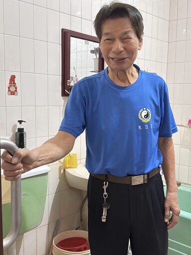 提升高齡者居家安全 笁樂種子基金為長者安裝扶手十年如一日