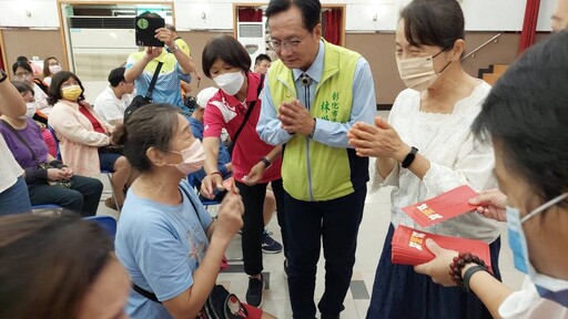 影音/慈善企業大通電子關懷弱勢 20年不間斷端節發送慰問金弱勢戶