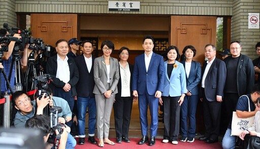 行政院刪減彰化縣一般性補助款 王惠美不滿赴行政院遞交訴願書