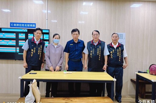 新北市政府警察局板橋分局廖世宗巡佐因公死亡 警專校友總會前往慰問