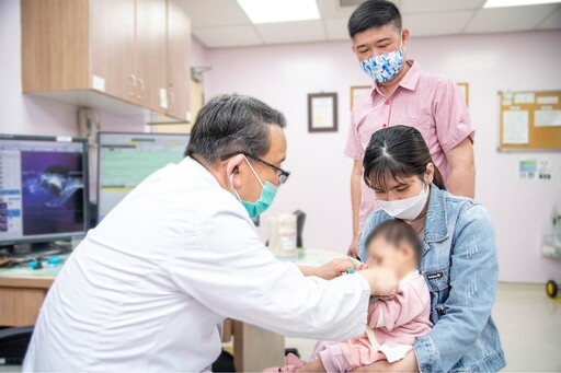 新生兒罕見心疾、筆芯血管搶命 彰基跨科團隊逆轉生機 締造生命奇蹟