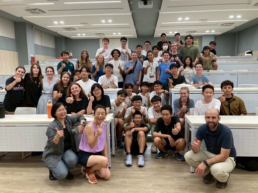 美國三校接力來訪 台南一中迎來國際交流高峰讓世界走進來
