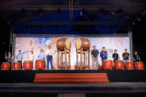 結合在地與國際 新北鼓藝節侯友宜揭幕 讓更多市民感受鼓藝魅力