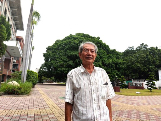 南一中退休教師李福進推動「幸福省時易學」榮獲教育奉獻獎