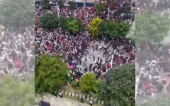 影音/抗議社群媒體禁令尼泊爾青年爆發警民衝突 釀19死、逾200人傷