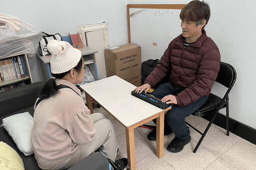 走出視茫茫的世界 新北樂明中心助視障者找回自信 提供社會支持與生活重建服務