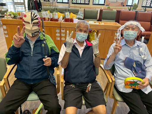 花壇日照中心「鬼滅親子祭」 長輩化身鬼滅之刃角色過萬聖節