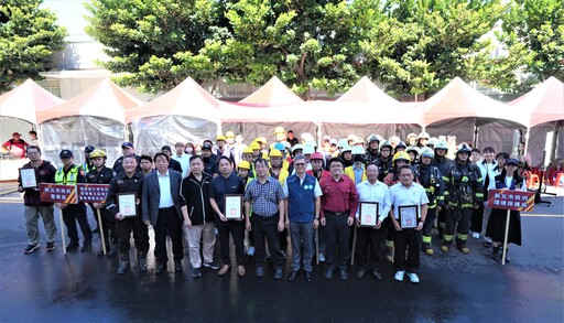 新北開創先例!環保局辦理「鋰電池複合型災害應變演練」 強化跨單位處理能力